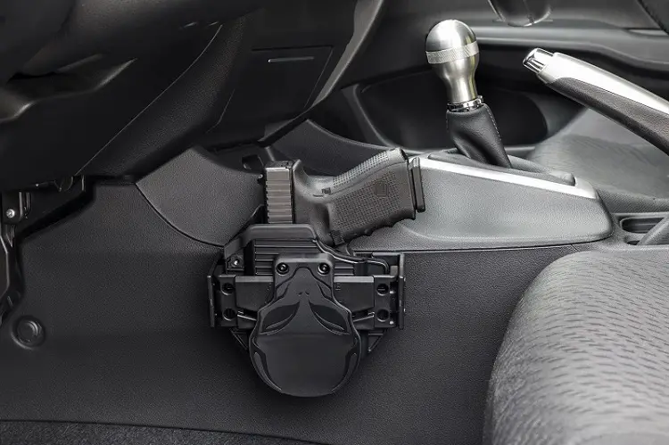 Tips for Safely Carrying a Gun in a Vehicle