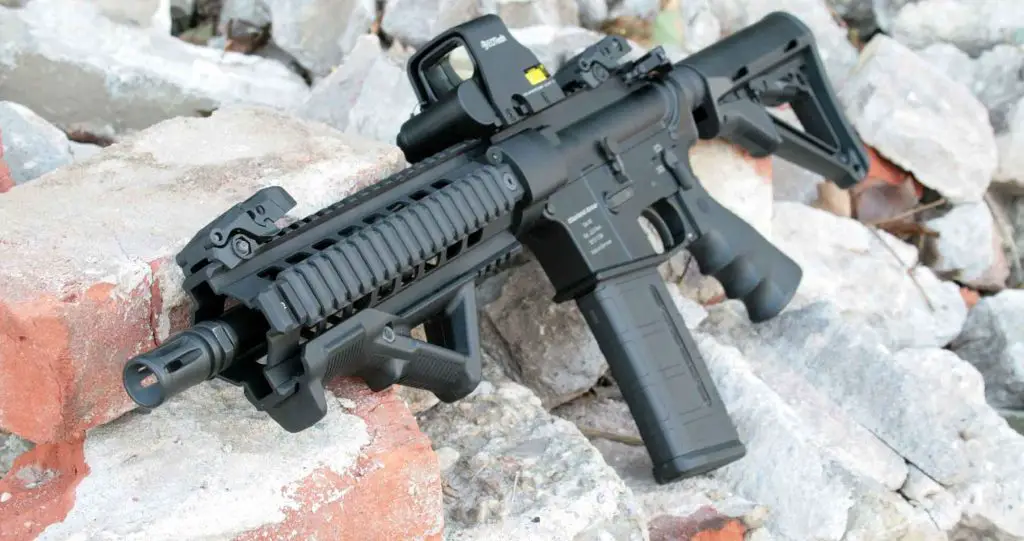 AR Pistol vs Rifle: Which is King?