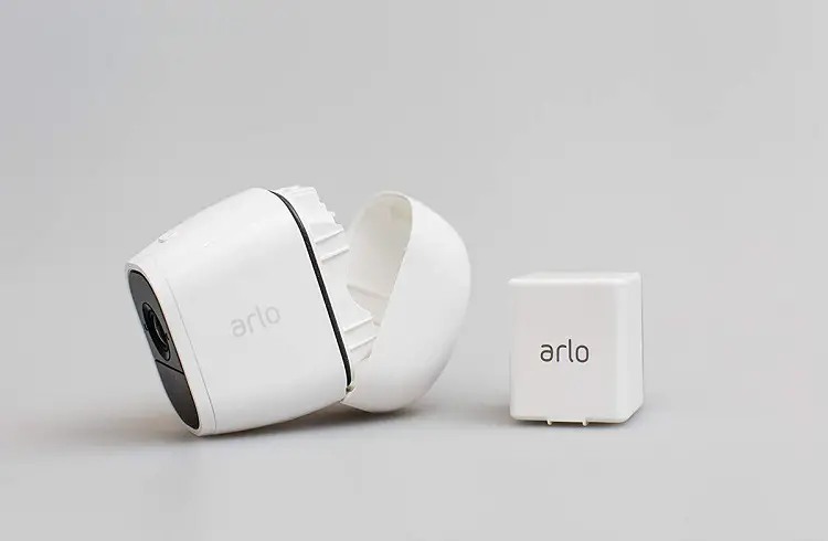 replacement battery in Arlo security camera